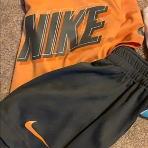 Boys Nike bundle